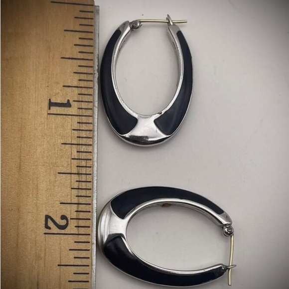 Napier 1980s Spectator Collection_Black Enamel on Silver Hoop Pierced Earrings - Picture 4 of 4